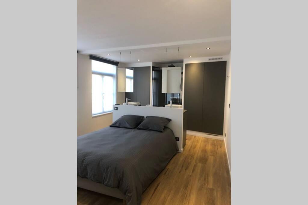 Les Chambres Berguoises Duplex Calme Au Coeur De Bergues Exterior photo